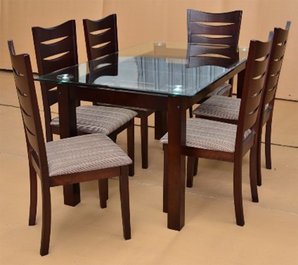 Dining Table & Chairs